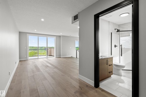 4810 Knight Crescent, Edmonton, AB - Indoor Photo Showing Other Room