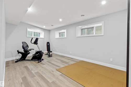 4810 Knight Crescent, Edmonton, AB - Indoor Photo Showing Gym Room