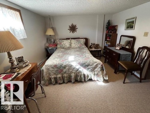 4403 55 Avenue, Lamont, AB - Indoor Photo Showing Bedroom