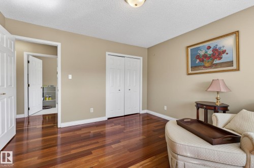 3108 36B Avenue, Edmonton, AB - Indoor