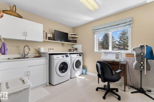 3108 36B Avenue, Edmonton, AB - Indoor Photo Showing Laundry Room