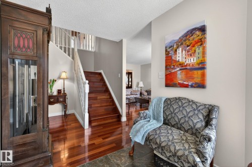 3108 36B Avenue, Edmonton, AB - Indoor