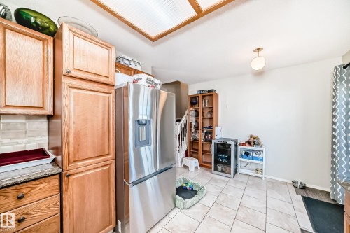3218 36 Street, Edmonton, AB - Indoor