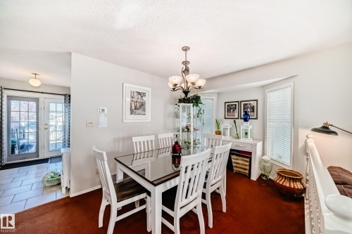3218 36 Street, Edmonton, AB - Indoor Photo Showing Dining Room