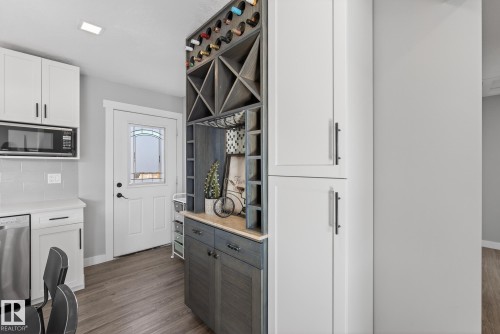 6034 105 Street, Edmonton, AB - Indoor Photo Showing Other Room