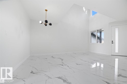 216 33 St, Edmonton, AB - Indoor Photo Showing Other Room