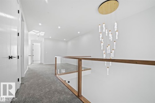 216 33 St, Edmonton, AB - Indoor Photo Showing Other Room