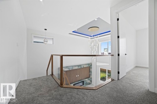 216 33 St, Edmonton, AB - Indoor Photo Showing Other Room