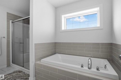 3888 Chrustawka Place, Edmonton, AB - Indoor Photo Showing Bathroom