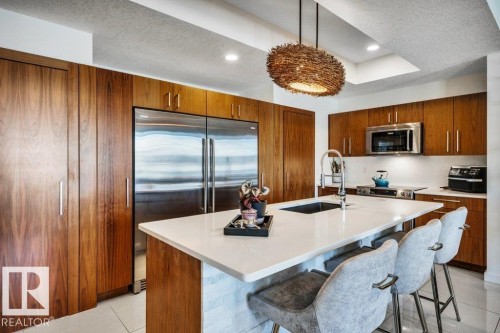 10920 96 Street, Edmonton, AB - Indoor Photo Showing Kitchen