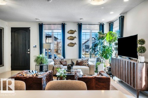 10920 96 Street, Edmonton, AB - Indoor