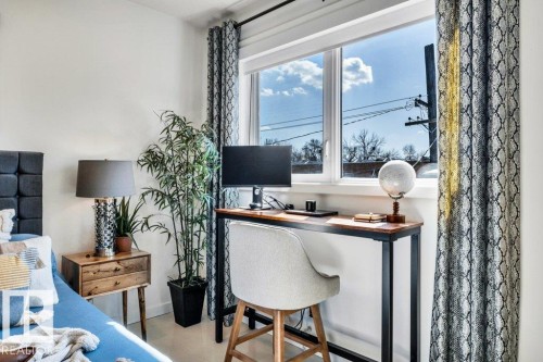 10920 96 Street, Edmonton, AB - Indoor Photo Showing Office