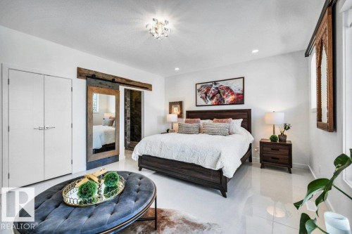 10920 96 Street, Edmonton, AB - Indoor Photo Showing Bedroom