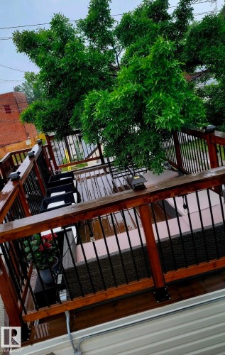 10920 96 Street, Edmonton, AB - Outdoor