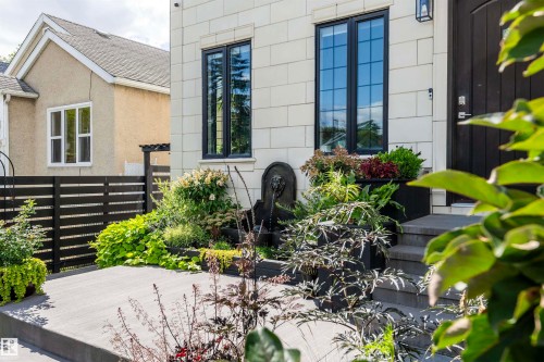 10920 96 Street, Edmonton, AB - Outdoor