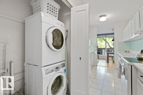 202 9809 110 Street, Edmonton, AB - Indoor Photo Showing Laundry Room