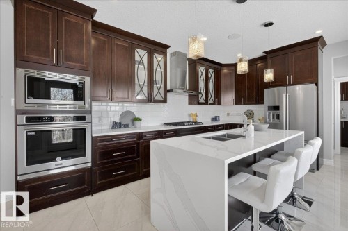 1380 Graydon Hill Way, Edmonton, AB - Indoor Photo Showing Kitchen With Upgraded Kitchen
