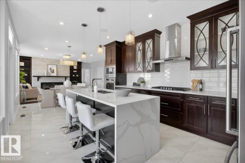 1380 Graydon Hill Way, Edmonton, AB - Indoor Photo Showing Kitchen With Upgraded Kitchen
