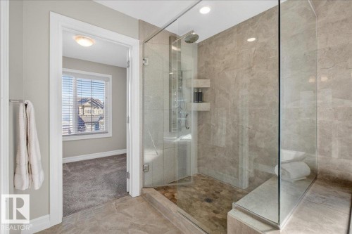 1380 Graydon Hill Way, Edmonton, AB - Indoor Photo Showing Bathroom