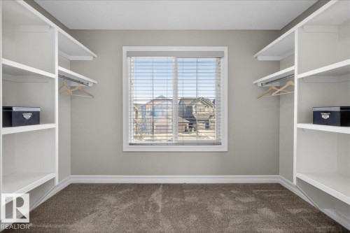 1380 Graydon Hill Way, Edmonton, AB - Indoor With Storage