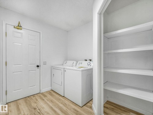 4103 28 Avenue, Edmonton, AB - Indoor Photo Showing Laundry Room