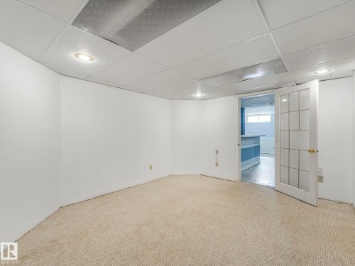 4103 28 Avenue, Edmonton, AB - Indoor Photo Showing Other Room