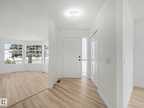 4103 28 Avenue, Edmonton, AB - Indoor Photo Showing Other Room
