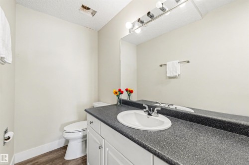 110 14520 52 Street, Edmonton, AB - Indoor Photo Showing Bathroom