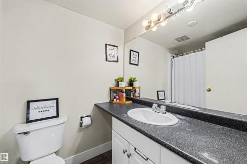 110 14520 52 Street, Edmonton, AB - Indoor Photo Showing Bathroom