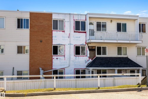 110 14520 52 Street, Edmonton, AB - Outdoor
