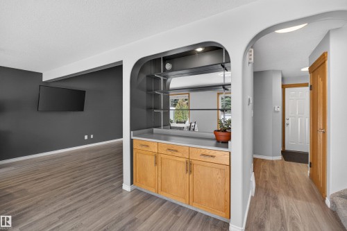 874 Ryan Place, Edmonton, AB - Indoor