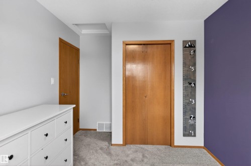 874 Ryan Place, Edmonton, AB - Indoor