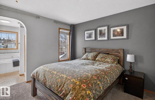 874 Ryan Place, Edmonton, AB - Indoor Photo Showing Bedroom