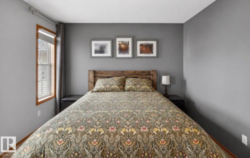 874 Ryan Place, Edmonton, AB - Indoor Photo Showing Bedroom