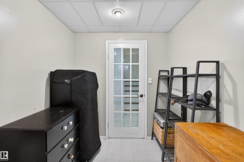 874 Ryan Place, Edmonton, AB - Indoor Photo Showing Other Room