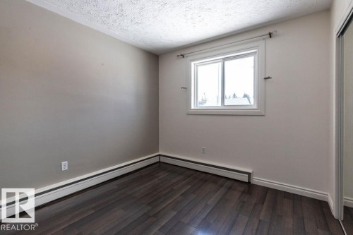7 15431 93 Avenue, Edmonton, AB - Indoor Photo Showing Other Room