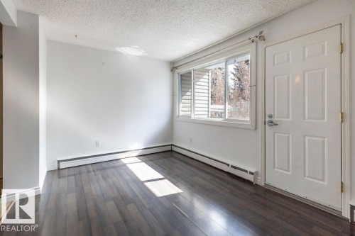 7 15431 93 Avenue, Edmonton, AB - Indoor Photo Showing Other Room