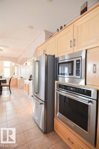16115 57 Street, Edmonton, AB - Indoor Photo Showing Kitchen