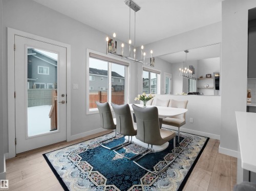 9143 Pear Drive, Edmonton, AB - Indoor Photo Showing Dining Room