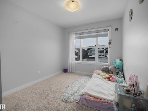 9143 Pear Drive, Edmonton, AB - Indoor Photo Showing Bedroom