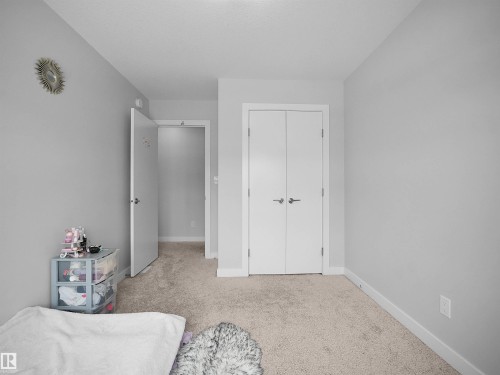 9143 Pear Drive, Edmonton, AB - Indoor Photo Showing Bedroom