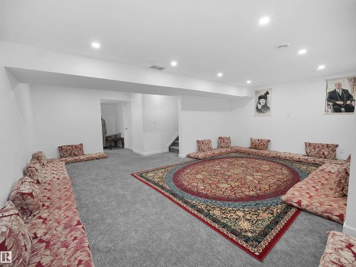 9143 Pear Drive, Edmonton, AB - Indoor