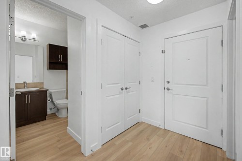 123 2584 Anderson Way, Edmonton, AB - Indoor Photo Showing Other Room