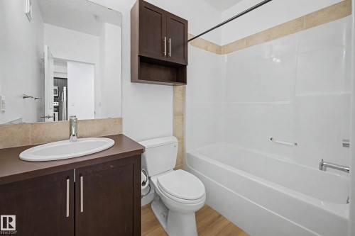 123 2584 Anderson Way, Edmonton, AB - Indoor Photo Showing Bathroom