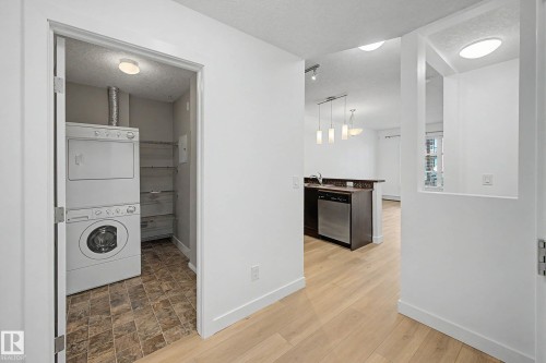 123 2584 Anderson Way, Edmonton, AB - Indoor Photo Showing Laundry Room