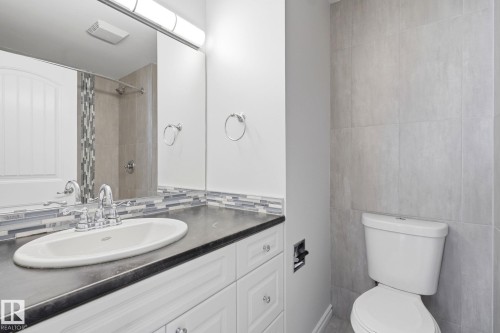 30 Afton Crescent, St. Albert, AB - Indoor Photo Showing Bathroom