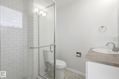 30 Afton Crescent, St. Albert, AB - Indoor Photo Showing Bathroom