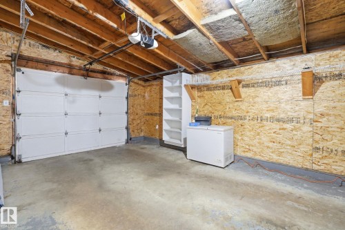 30 Afton Crescent, St. Albert, AB - Indoor Photo Showing Garage