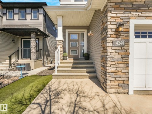 4260 Charles Close, Edmonton, AB - Outdoor