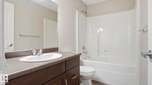 7 Ashby Gardens, Spruce Grove, AB - Indoor Photo Showing Bathroom